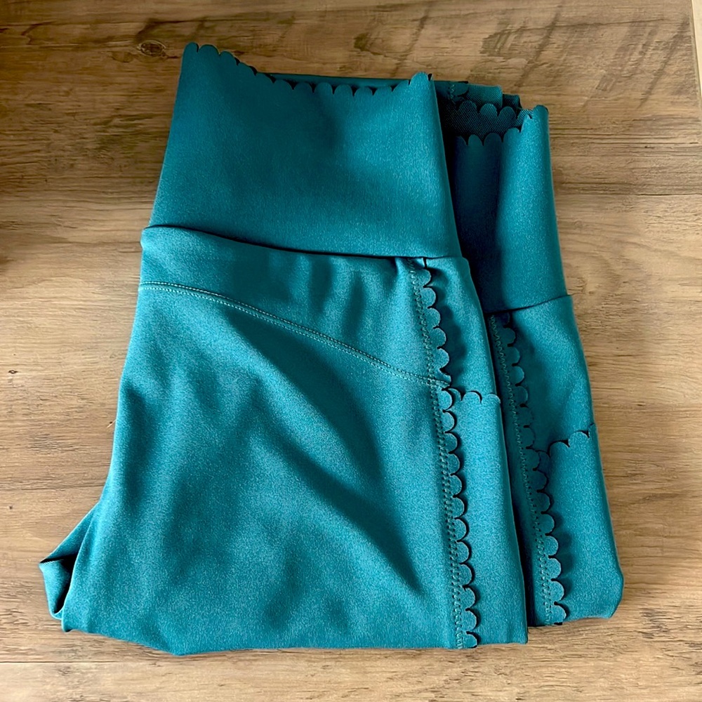 Green leggings w/pockets